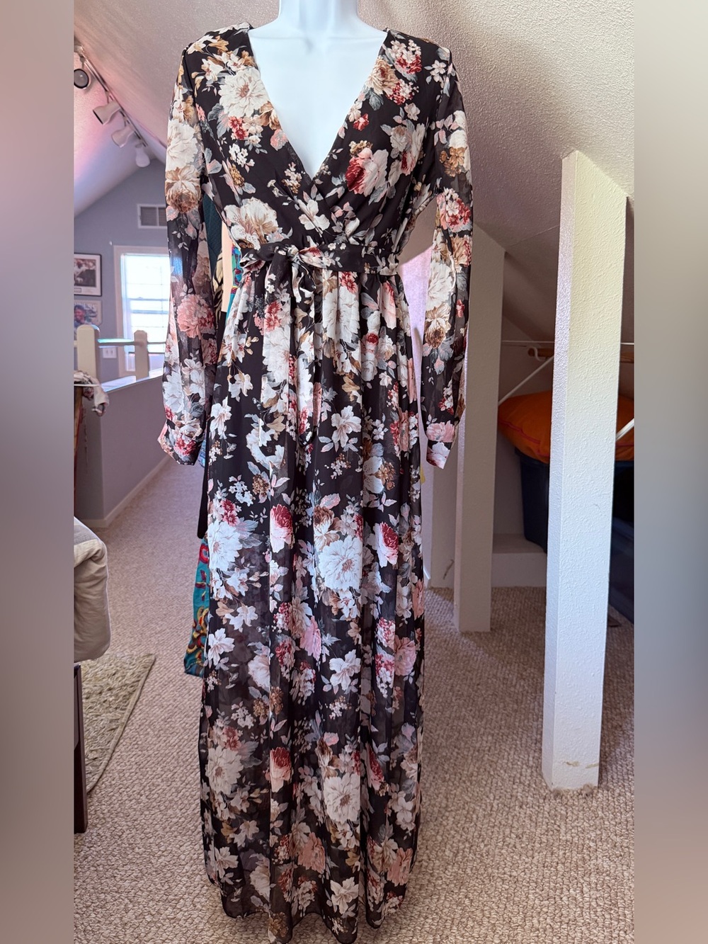 Floral V-Neck Long Sleeve Maxi Dress in Black